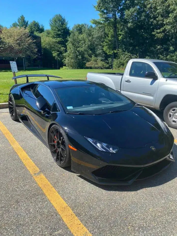 Lamborghini Huracan Carbon Fiber Performante Style Wing