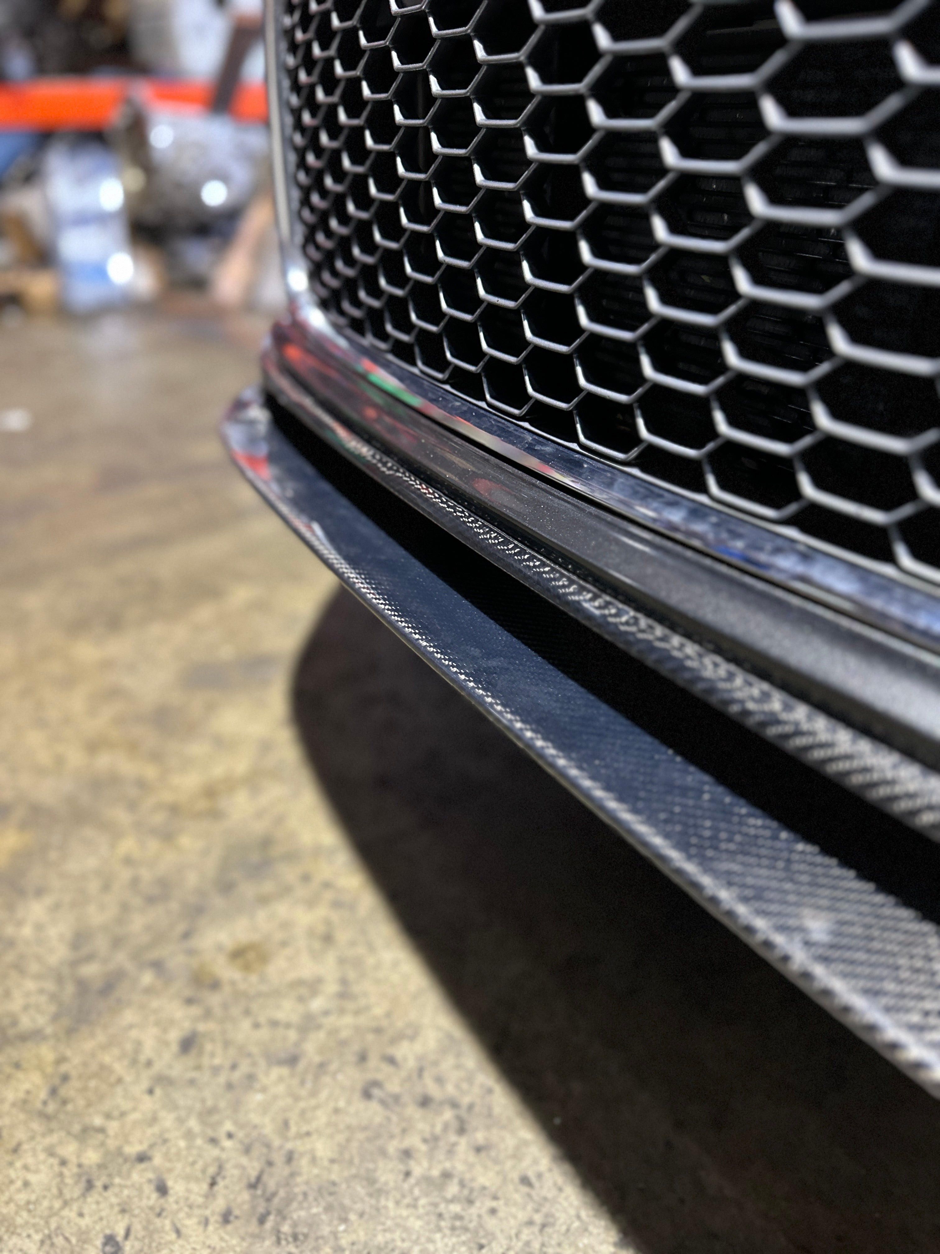 Carbon Fiber Front Lip - Audi R8 V10
