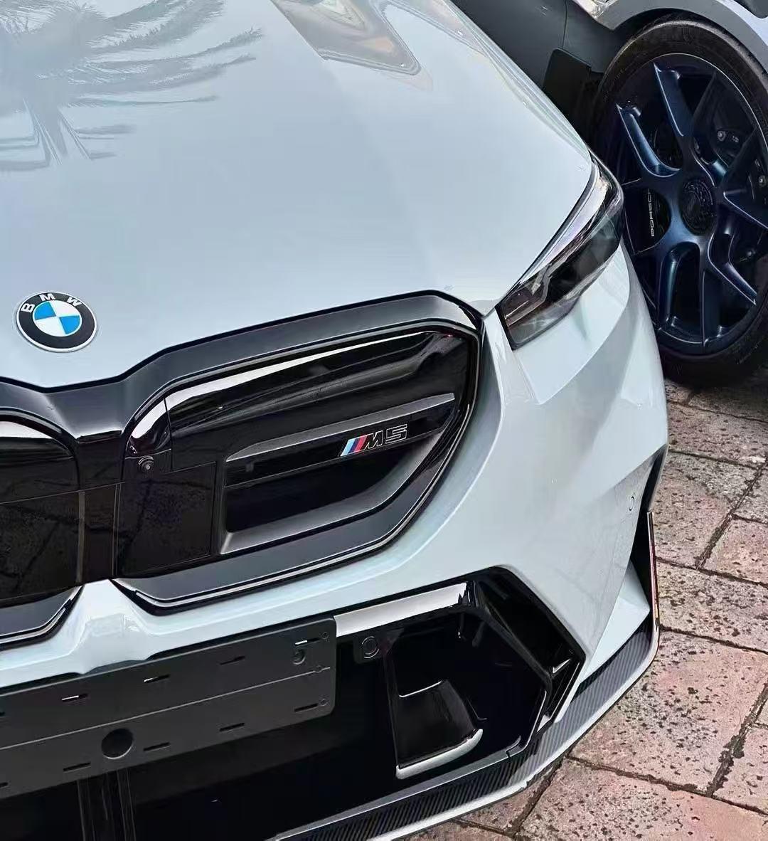 Prepreg Carbon Fiber MP Style Aero Body Kit -  BMW G90/ G99 M5 2025+