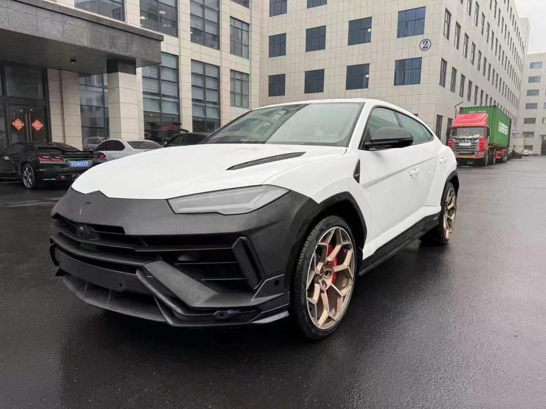 Full Urus Facelift conversion Body Kit - Lamborghini urus