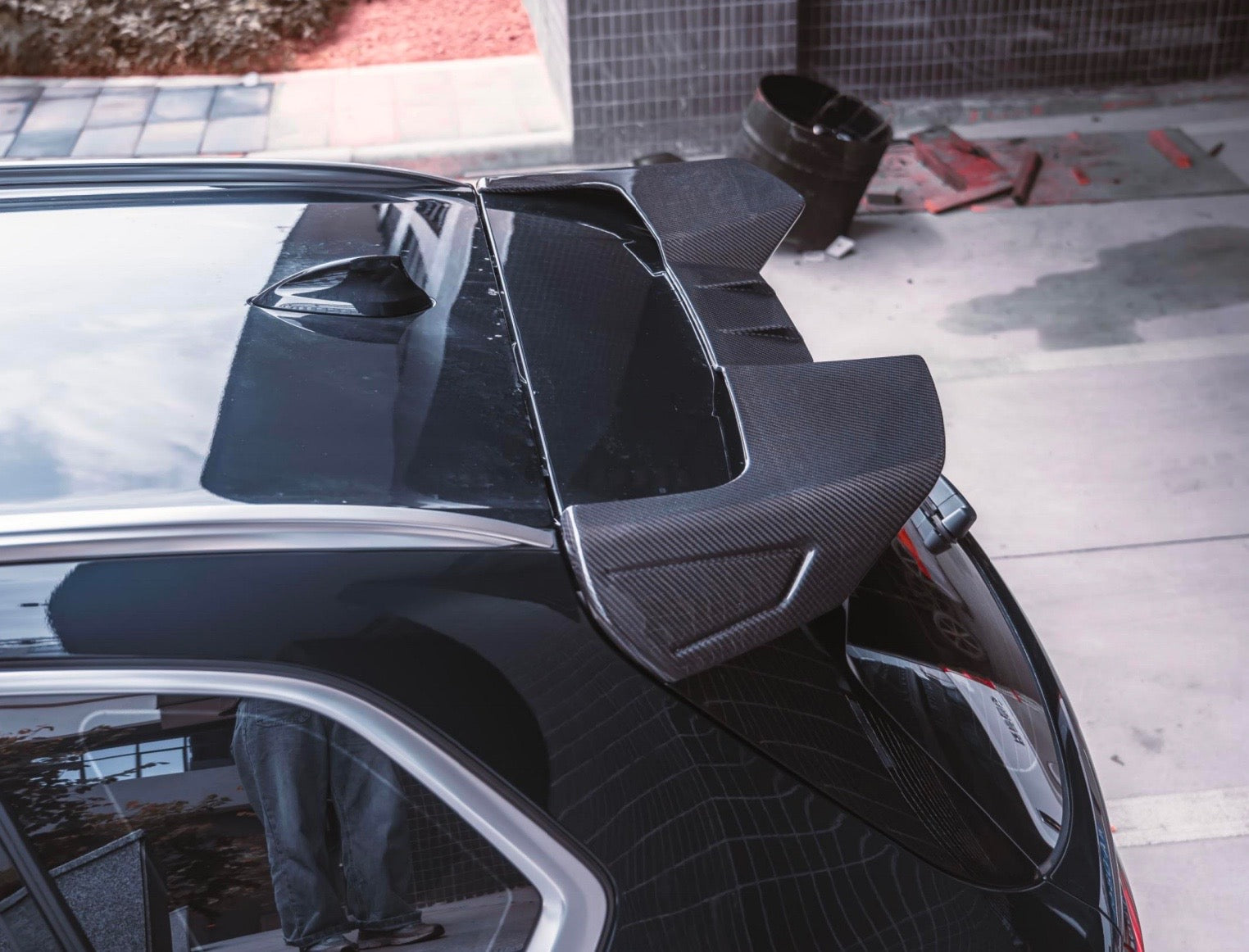 BMW X5 G05 Dry Carbon Fiber Top Wing / Spoiler