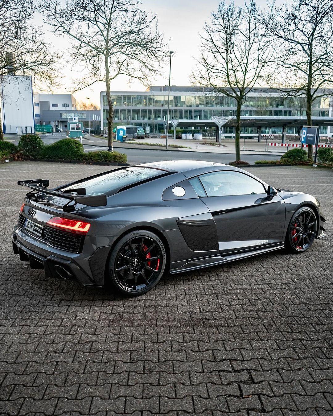 Carbon Fiber Rear Bumper Splitters - Audi R8 V10 Gen 2 Facelift