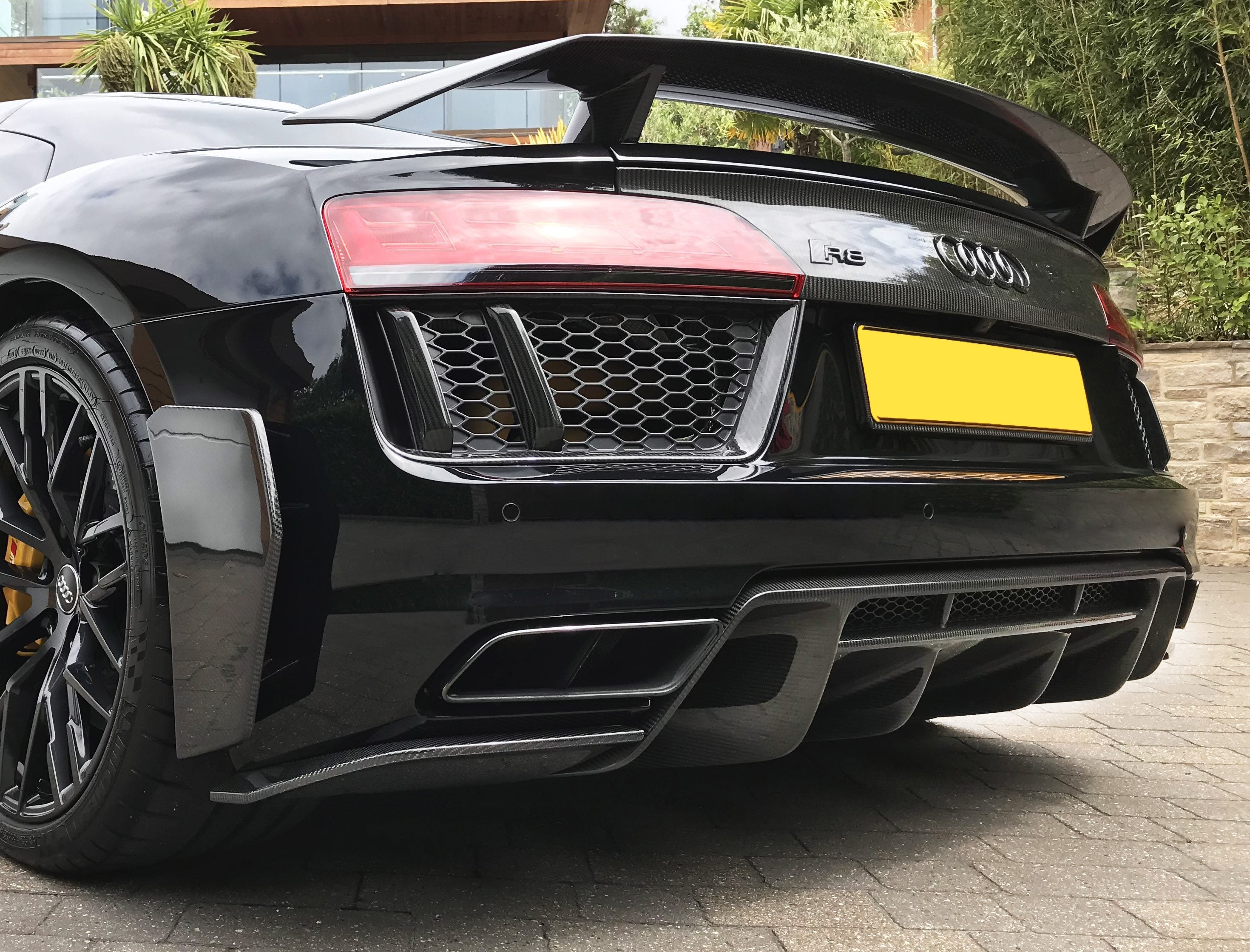 Carbon Fiber Rear Canard Splitter - Audi R8 V10 Gen 2
