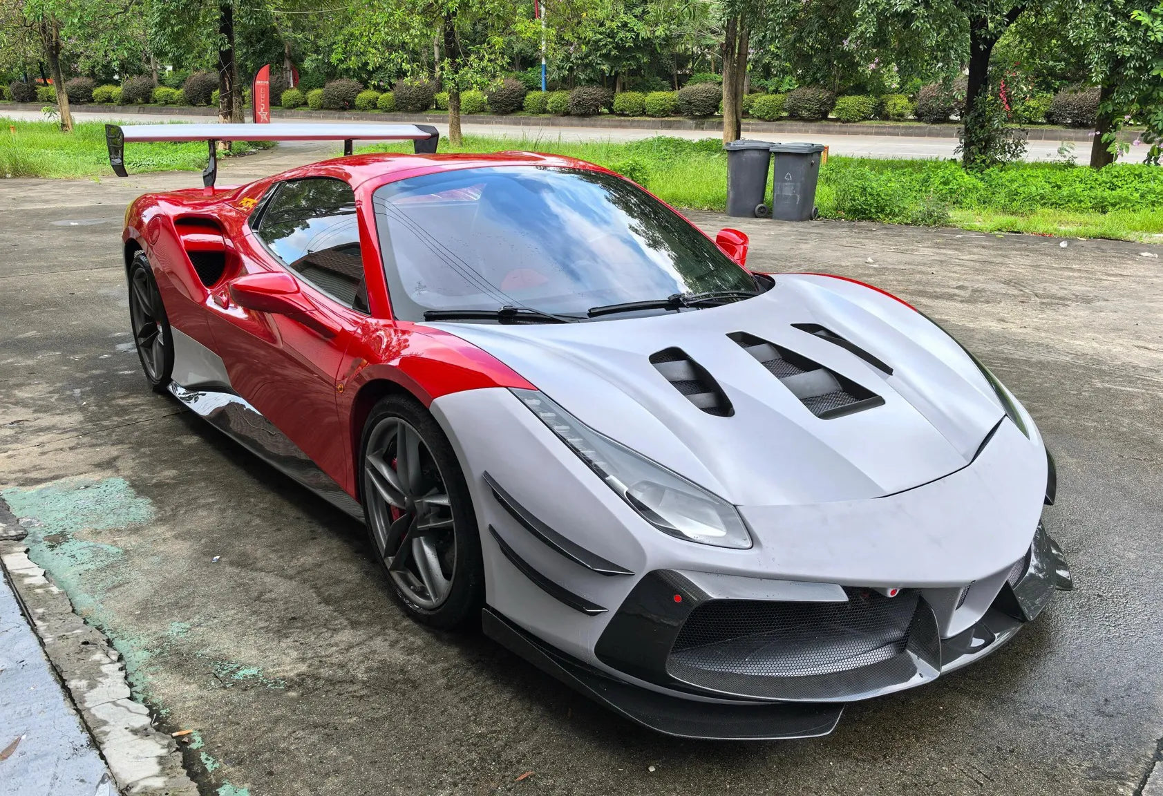 Prepreg Carbon Fiber Aerodynamic EVO Style Body Kit - Ferrari 488