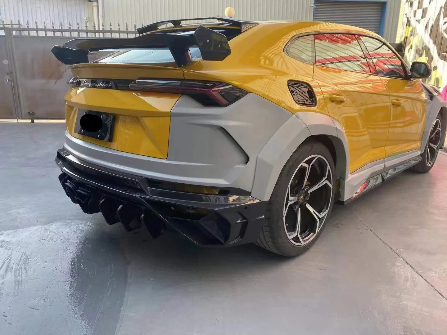 MSY Style Dry Carbon Fiber Rear Wing - Lamborghini Urus