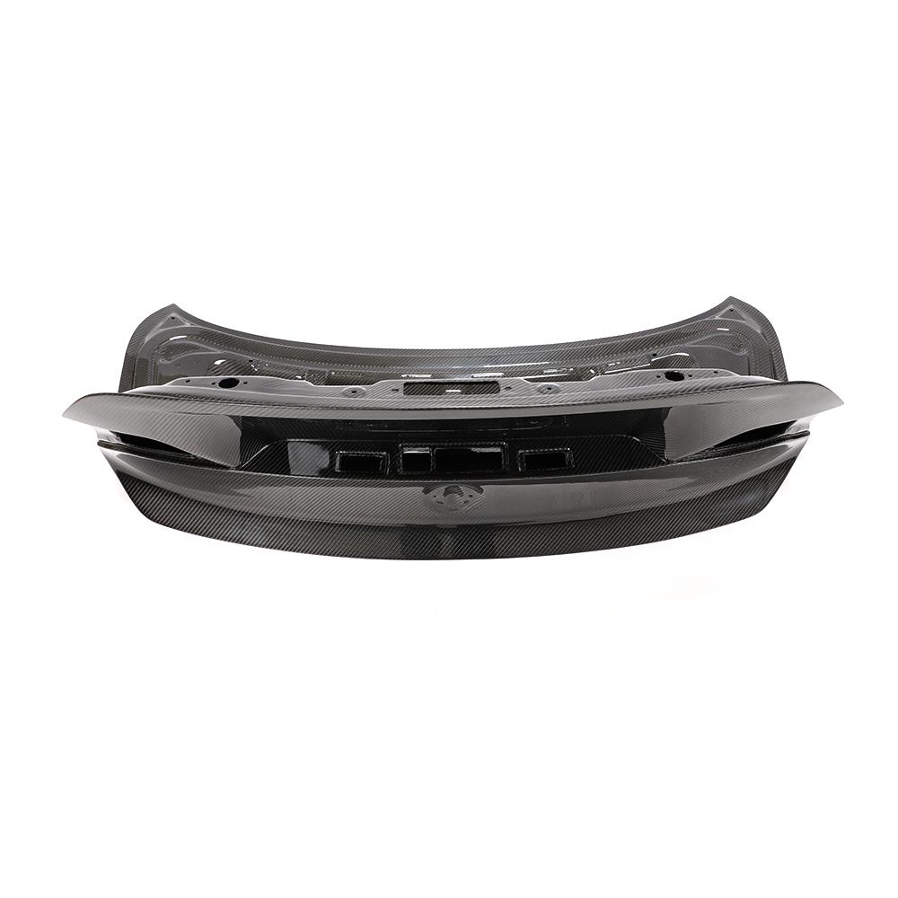 LW Style Carbon Fiber Duckbill Trunk - BMW F82 M4