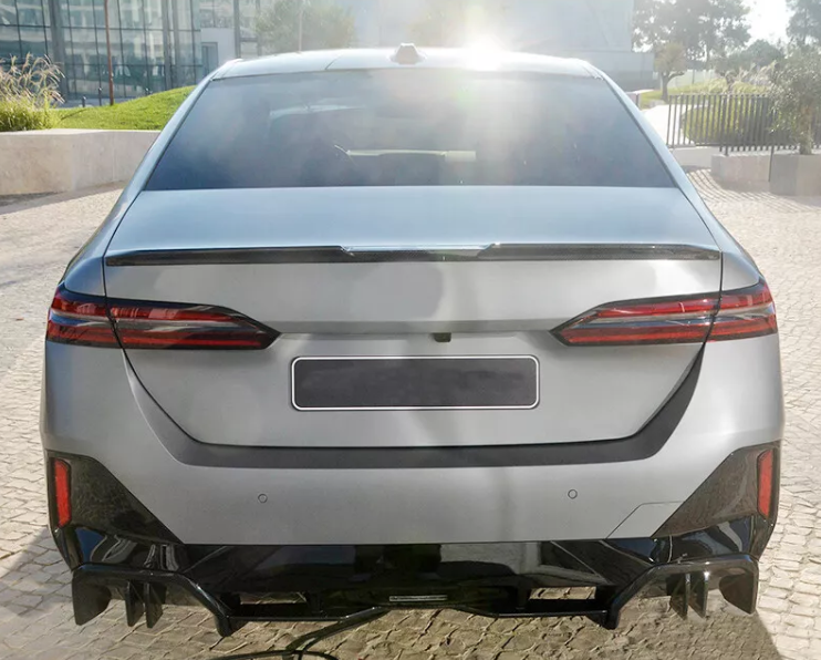 BMW G60/G90 M5/ 5 Series Carbon Fiber Spoiler