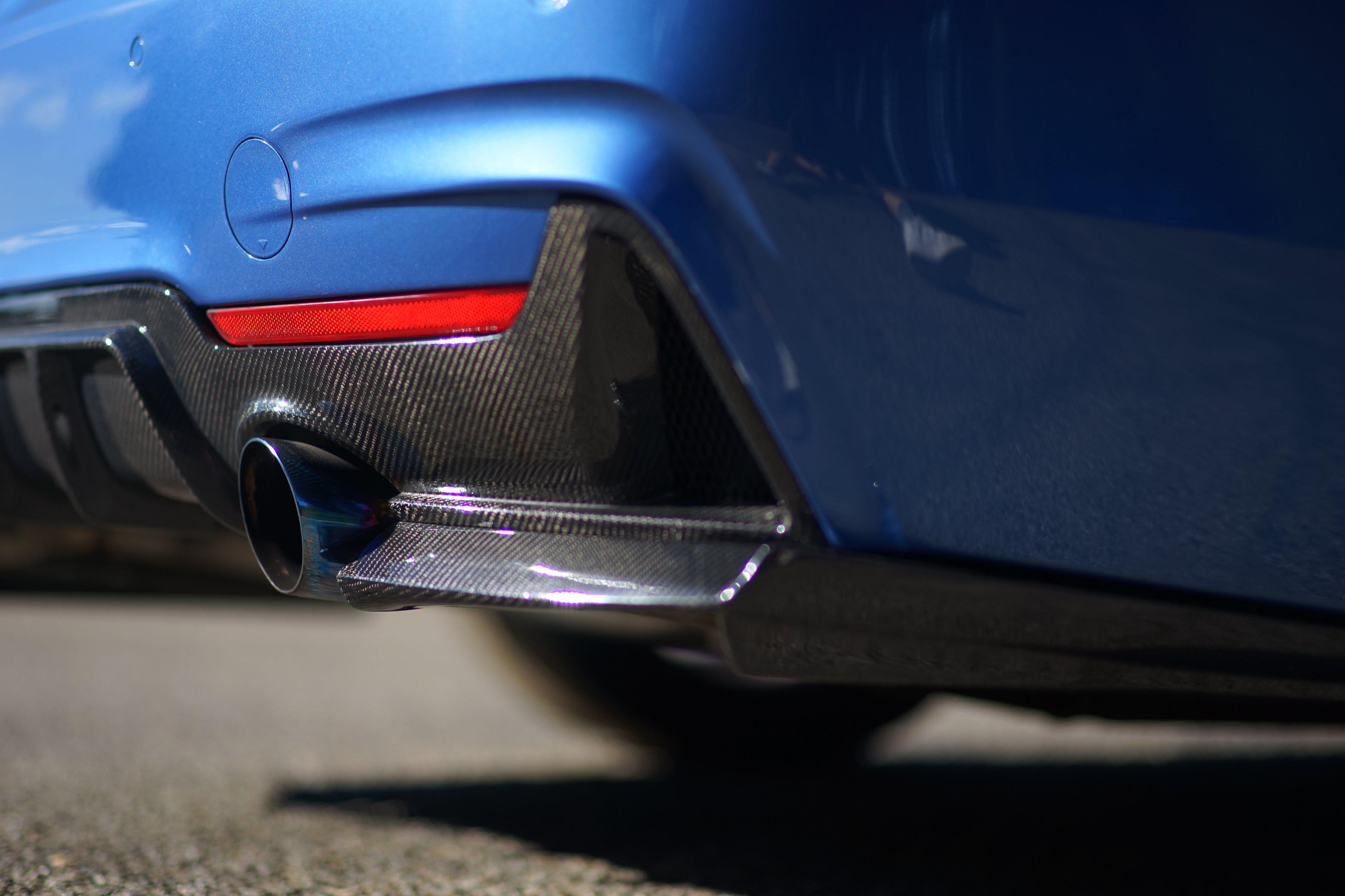 V Style Carbon Fiber Rear Canard Splitters - BMW F80 M3 & F82 / F83 M4