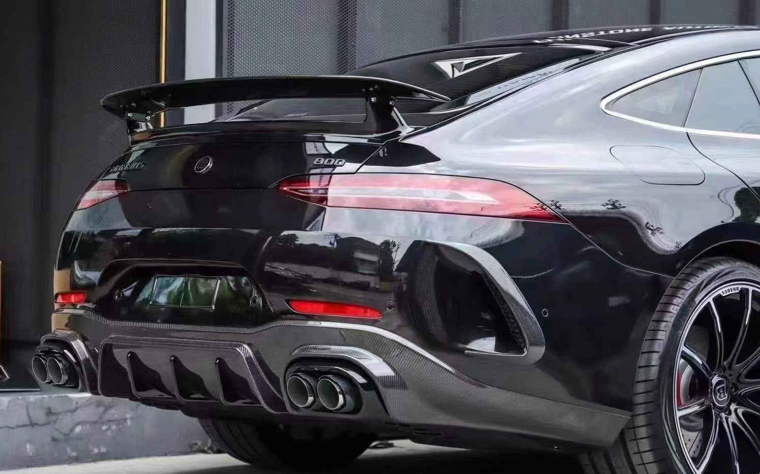 Carbon Fiber Rear Diffuser - Mercedes AMG GT63