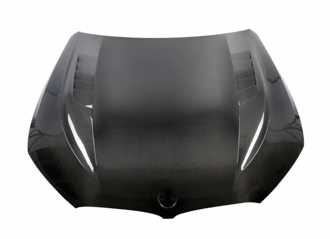 Carbon fiber vented V style hood - BMW 8 Series / M8 2020-2024