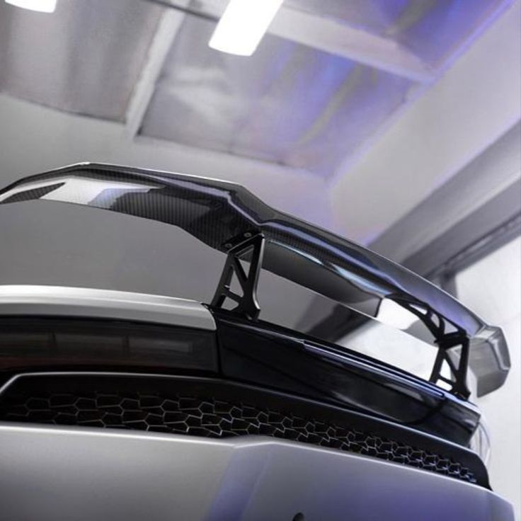 GT Carbon Fiber Rear Wing - Lamborghini Huracan