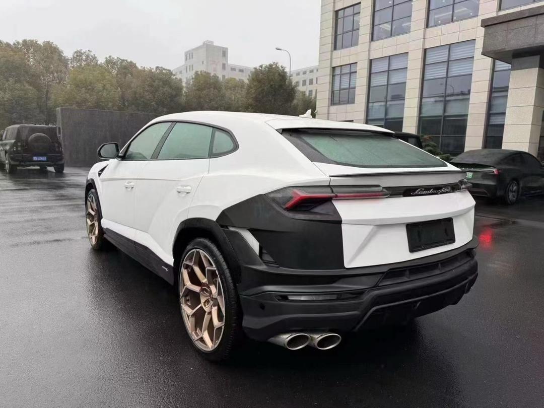 Full Urus Facelift conversion Body Kit - Lamborghini urus