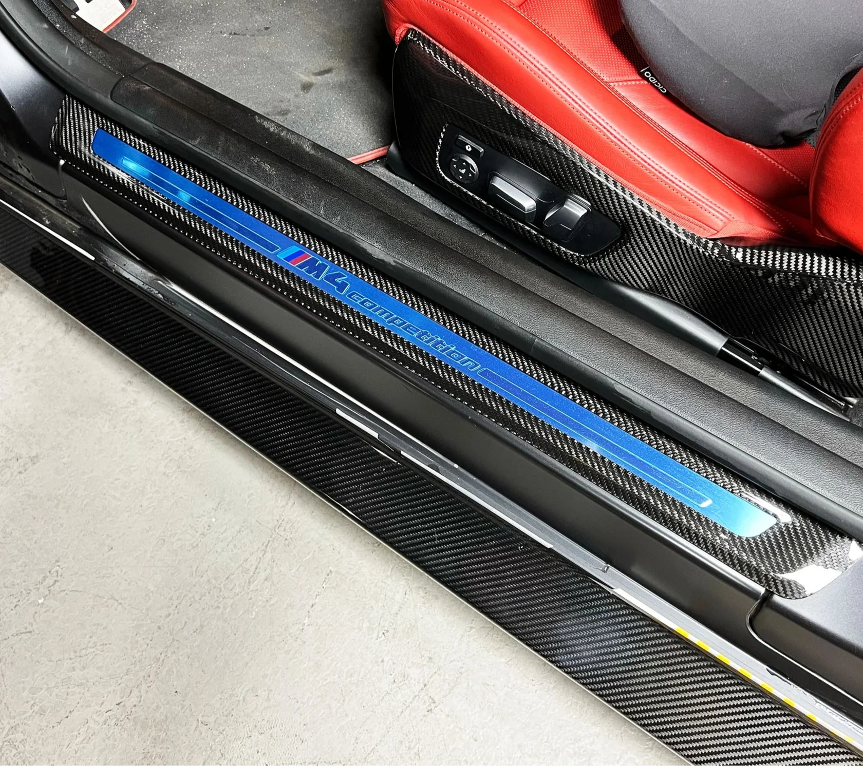 Carbon Fiber Door Sill 2pc - BMW G22 4 Series / G82 & G83 M4 /G87 M2