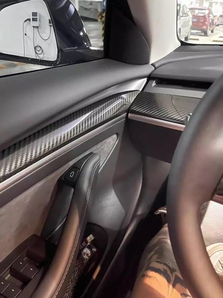 Tesla Model 3/Y Carbon Fiber Dash And Door Cover